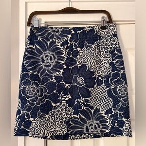 Talbots Navy and White Floral Pencil Skirt Stretch‎ Cotton Size 2 EUC